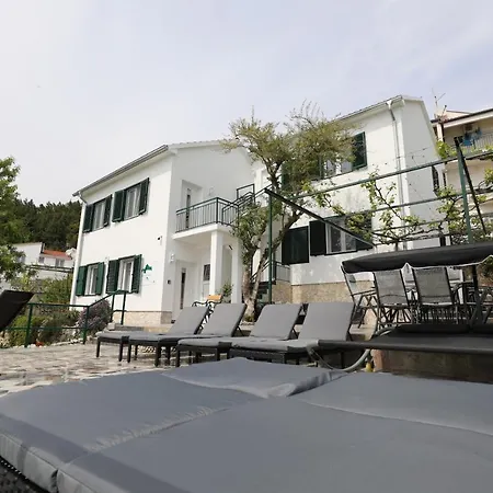 Haus Am Hébergement de vacances Brist